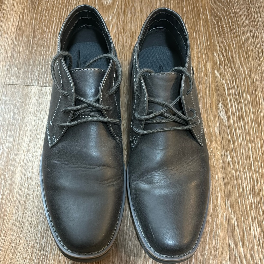 Sonoma Shoes (Chucka-style) Size 9